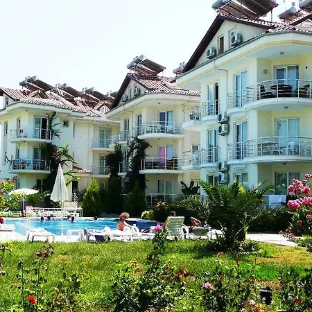 Palm Beach فندق فتحية